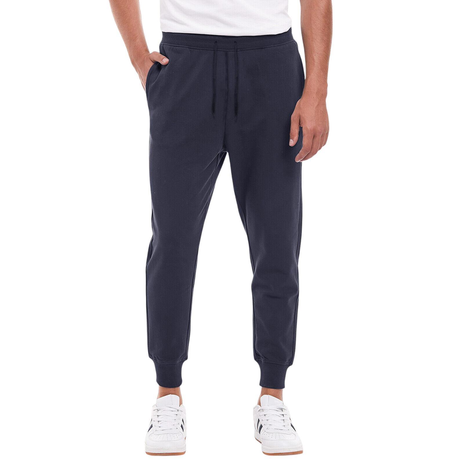 Pantaloni tuta